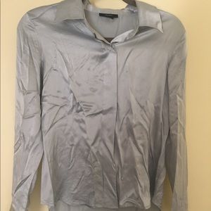 Silver Alfani silk blouse!! No buttons noticeable